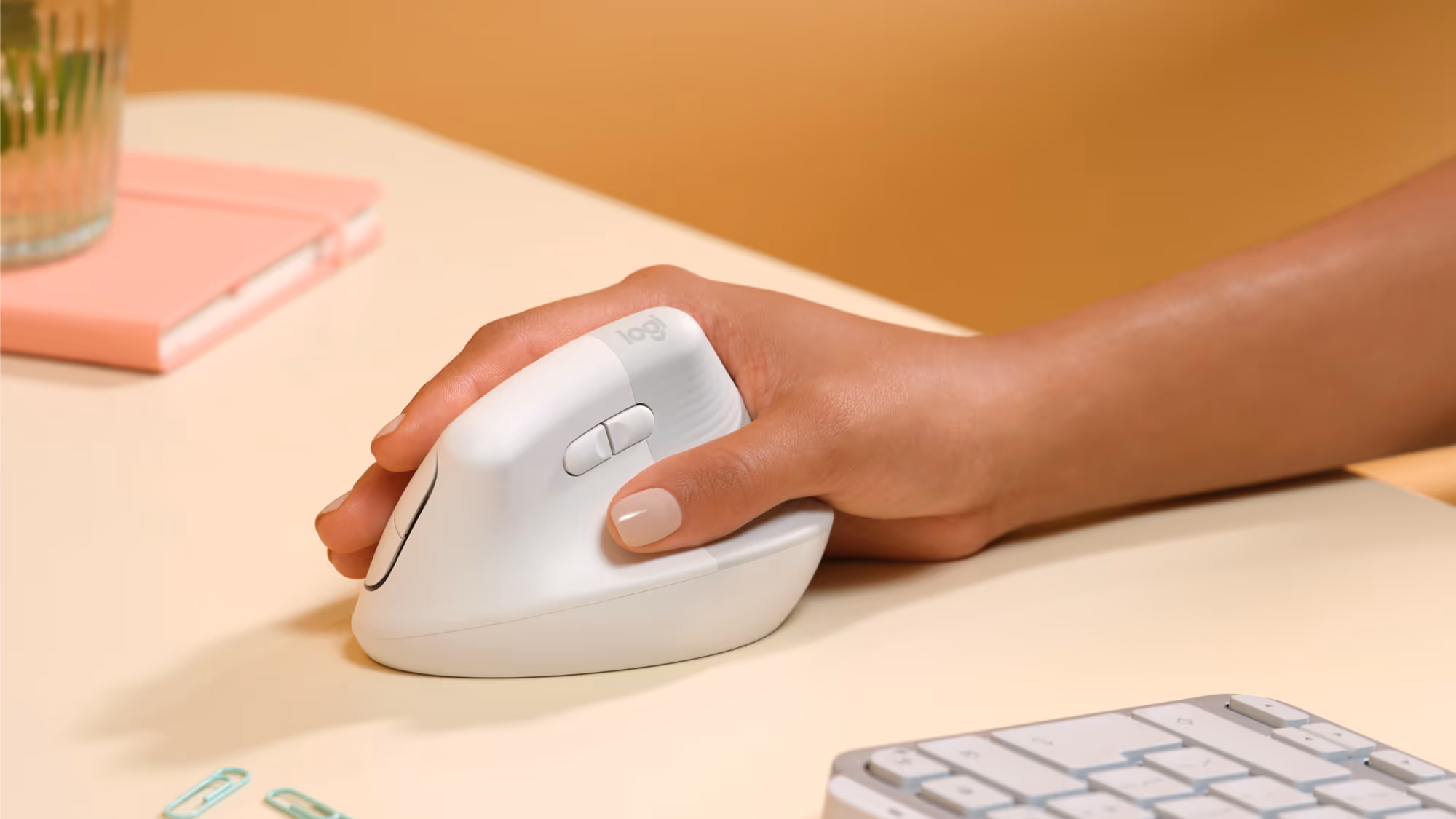 Logitech Lift — thumbnail 6